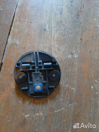 Кнопка на багажник на Опель Астра J GTC купе