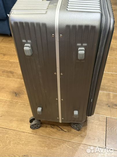 Чемодан на колесах бу