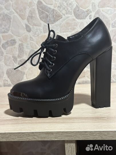 Осенняя женская обувь 36размер