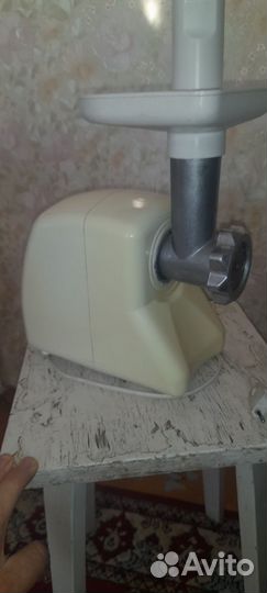 Мясорубка электрическая