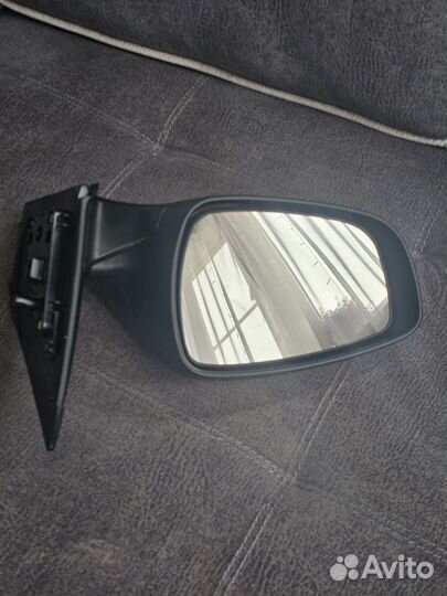 Зеркало левое hyundai solaris бу