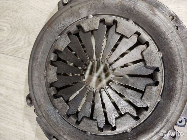 Renault Sandero 1 сцепление