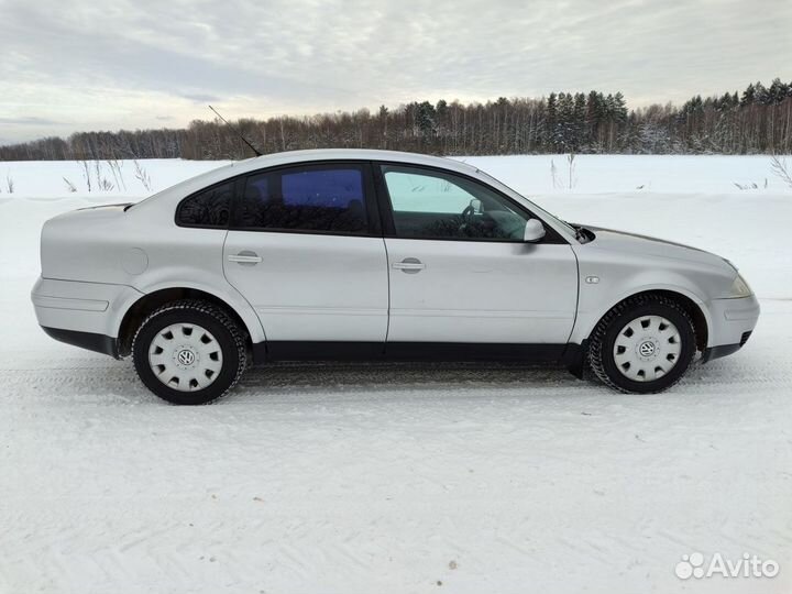 Volkswagen Passat 1.8 МТ, 2001, 300 000 км