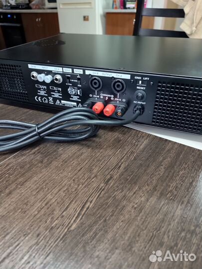 Усилитель мощности Roxy Elas DJ-250