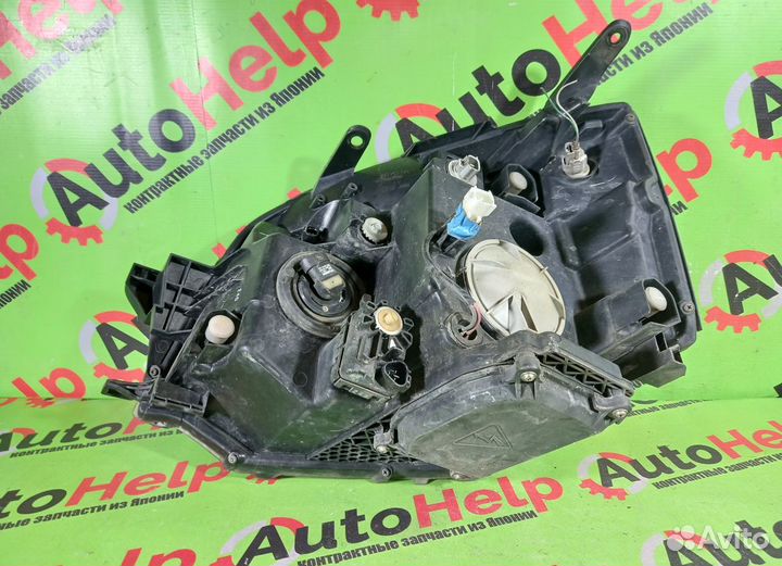 Фара toyota voxy AZR60G 28154 передняя правая