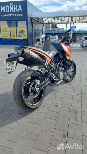 KTM 990 Super duke
