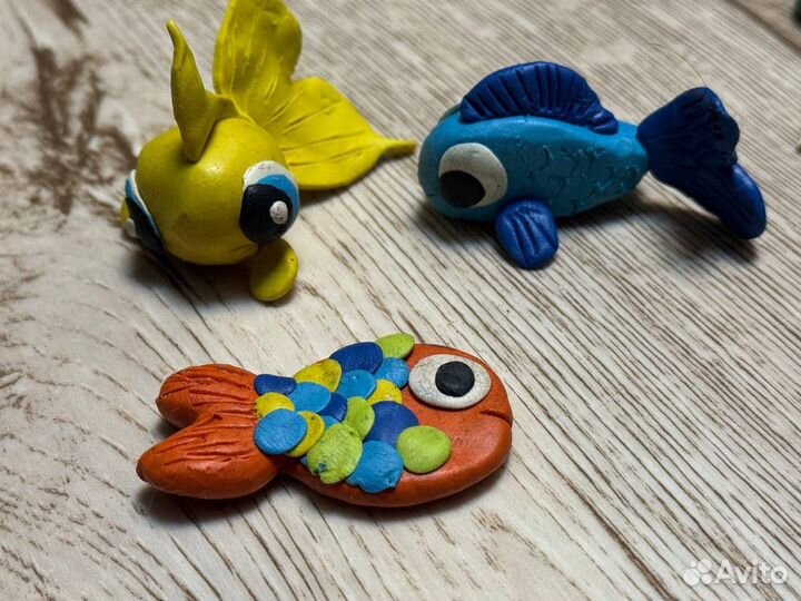 Животные и полелки из пластилина
