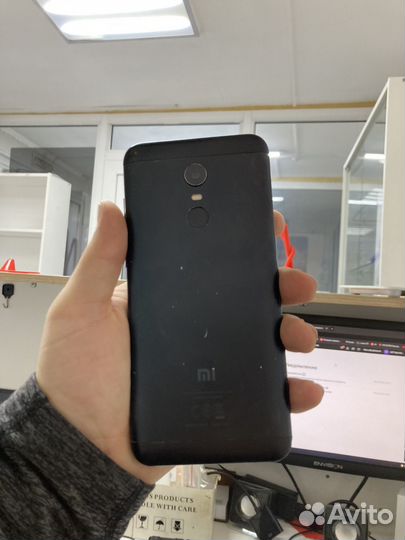Xiaomi Redmi 5 Plus, 3/32 ГБ