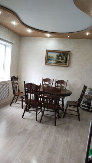 Дом 200 м² на участке 6 сот.