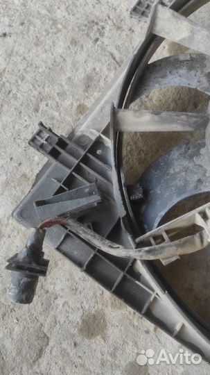 Вентилятор охлаждения радиатора Skoda Rapid