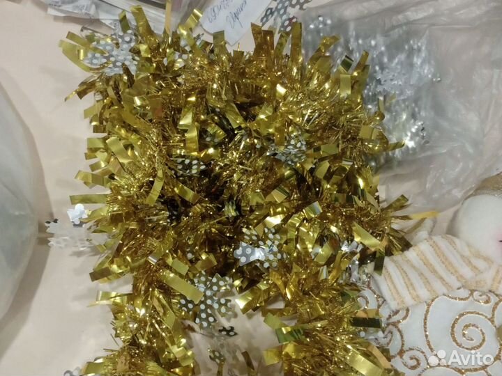 Новогодние игрушки