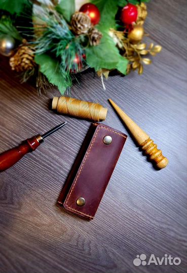 Ключница из натуральной кожи