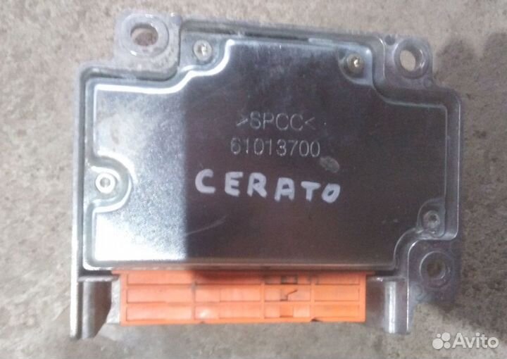 Kia Cerato 2 td 11г Блок срс подушек Серато Церато