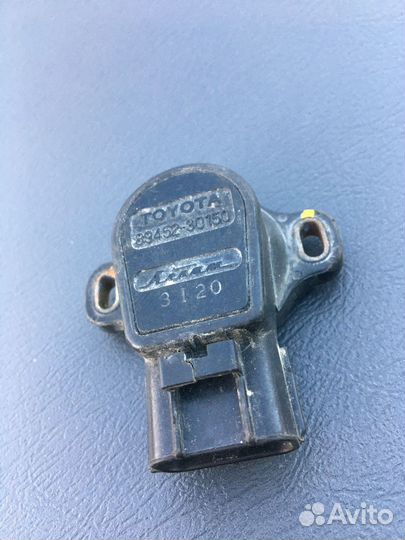 Датчик дроссельной заслонки Toyota