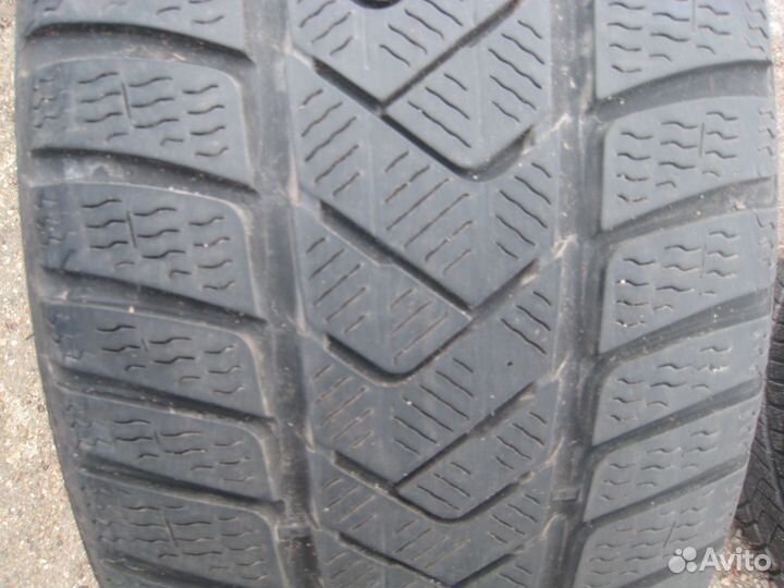 Pirelli Winter Sottozero 3 245/45 R18