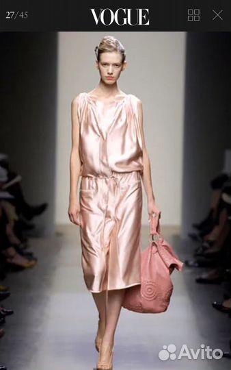Bottega veneta оригинал платье подиум