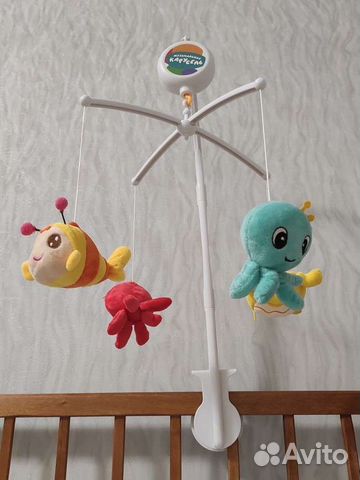 Музыкальный мобиль на кроватку