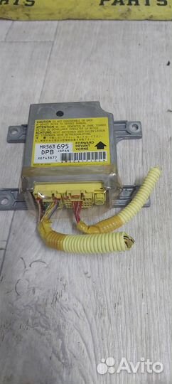 Блок управления AIR BAG Mitsubishi Pajero IO (H77