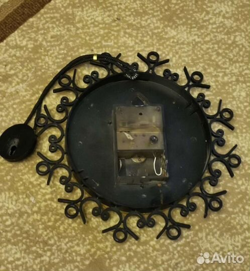 Часы Янтарь