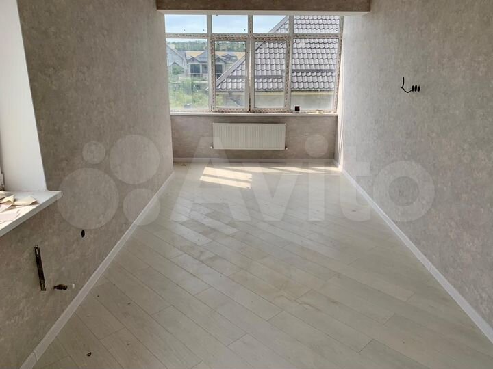 2-к. квартира, 80 м², 3/3 эт.