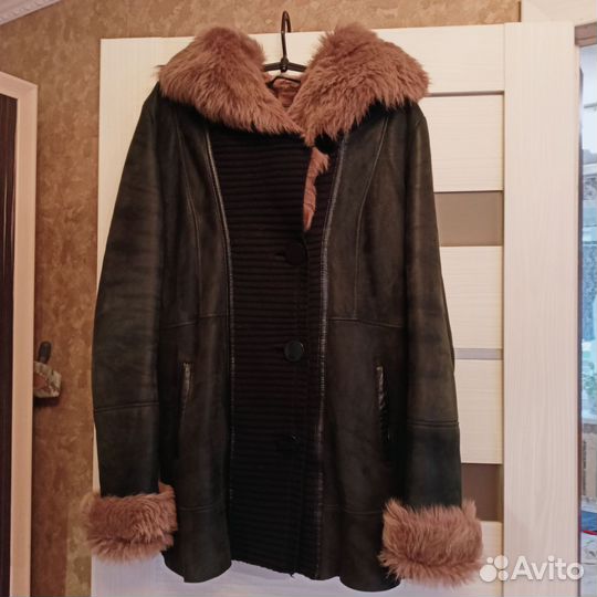 Дубленка натуральная женская 50 52 с капюшоном