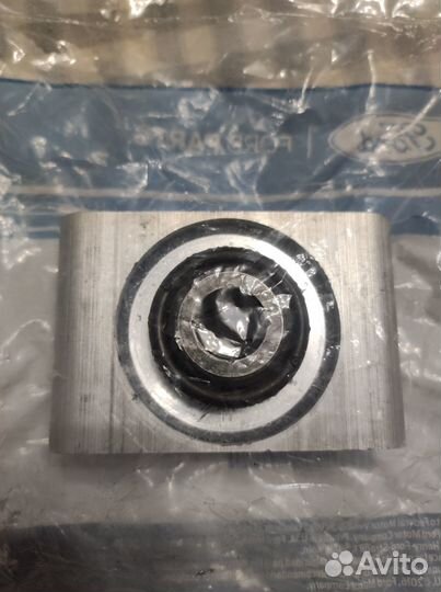 Сайлентблок рычага Ford Explorer V CB5Z5A638A