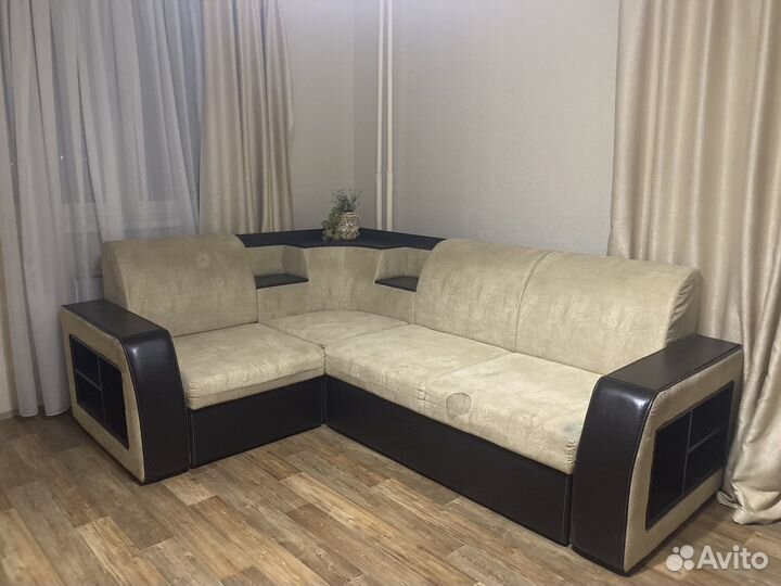 Угловой диван бу