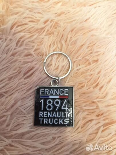 Брелок Renault