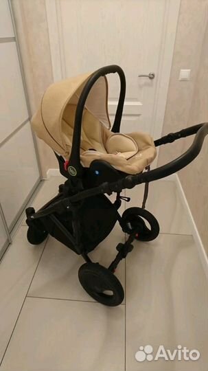 Коляска tuttis zippy pia 3в1