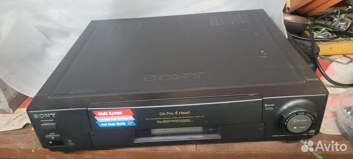 Видеомагнитофон