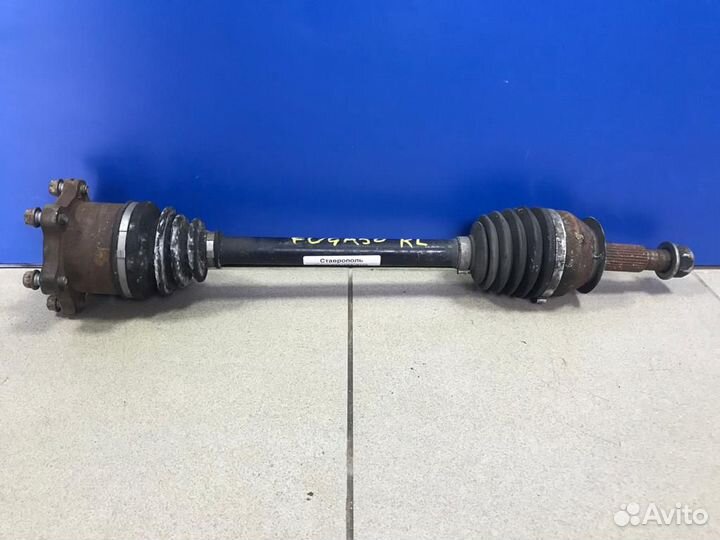Привод левый задний на Ниссан фуга y50