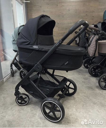 Коляска 3 в 1 Cybex Balios S Lux BLK Moon Black