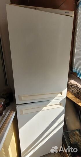 Холодильник бу Stinol