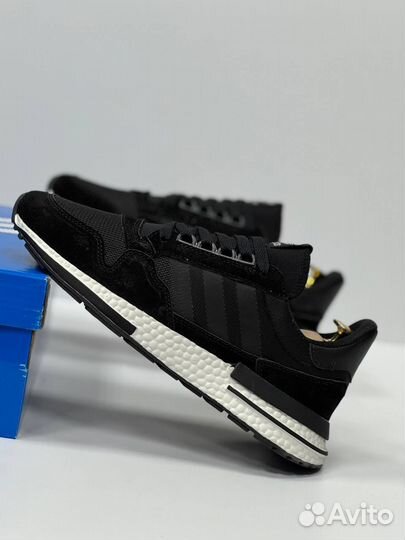 Кроссовки adidas