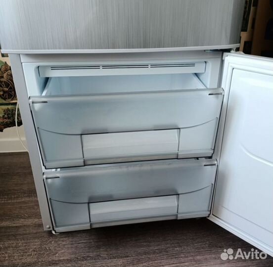 Холодильник двухкамерный pozis