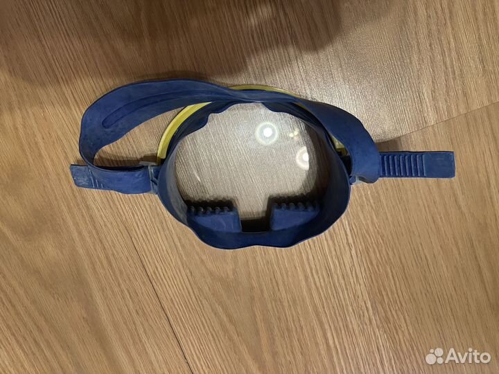 Маска и трубка для плавания