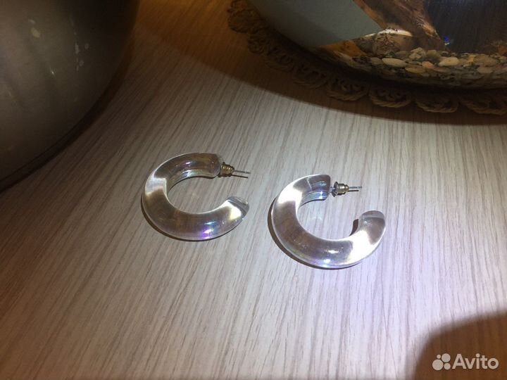 Серьги прозрачные