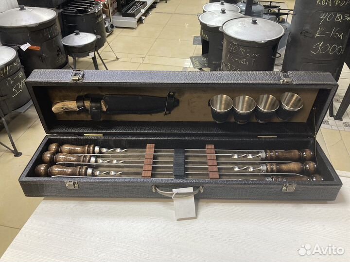 Набор шампуров в кейсе кожа арт13