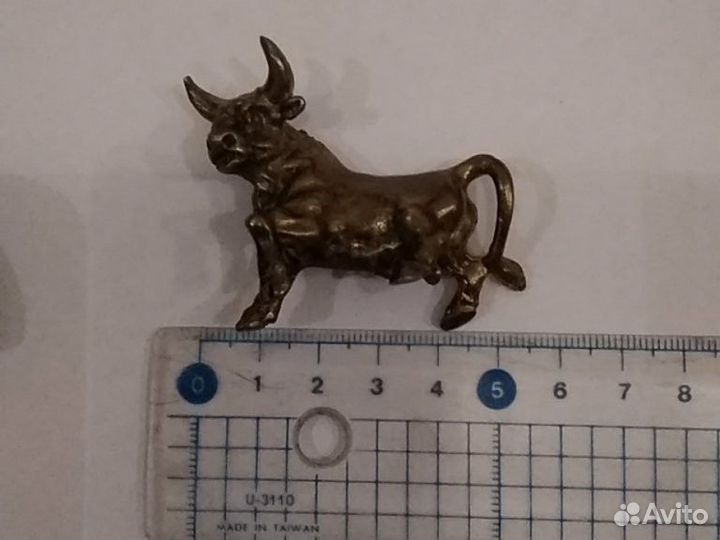 Статуэтка Бык