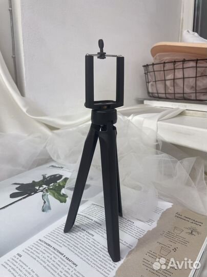 Штатив настольный для телефона