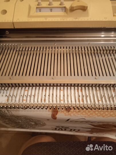 Вязальная однофантурная машина Toyota 858 KS