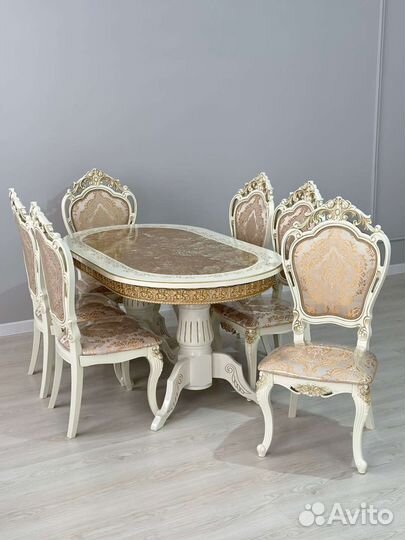 Столы и стулья с мрамором и без