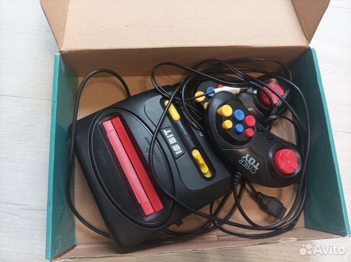 Игровая приставка sega