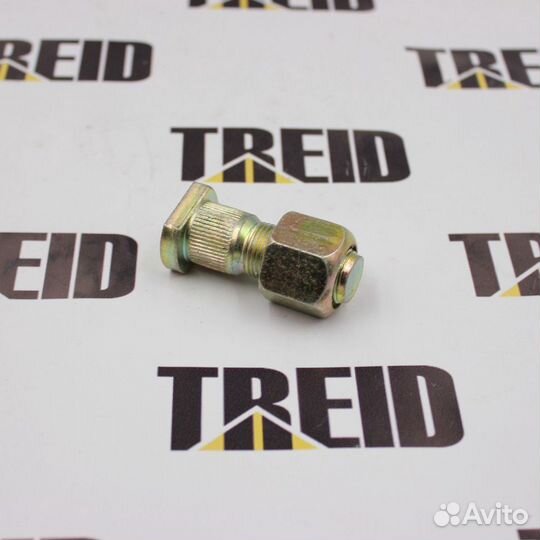 Шпилька с гайкой 30 мм