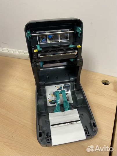 Принтер этикеток Zebra GK420D (USB, RS-232, LPT)