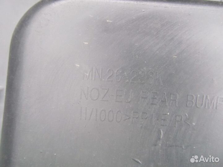 Бампер задний mitsubishi outlander 2002