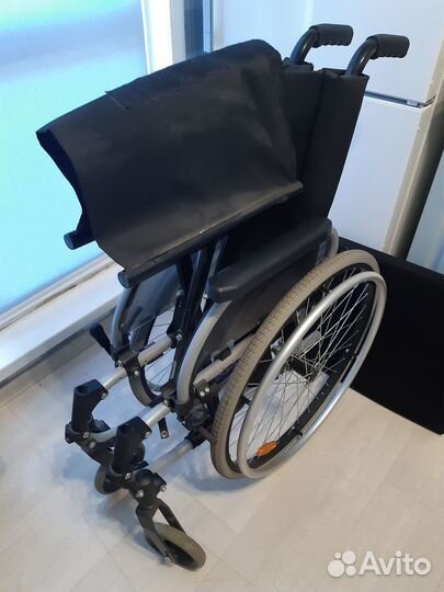 Инвалидная коляска складная бу