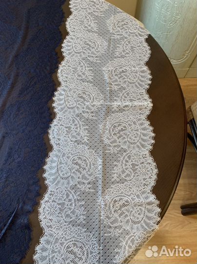 Кружево 1,40. На 30 см