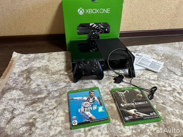 Xbox One 500 gb + игры