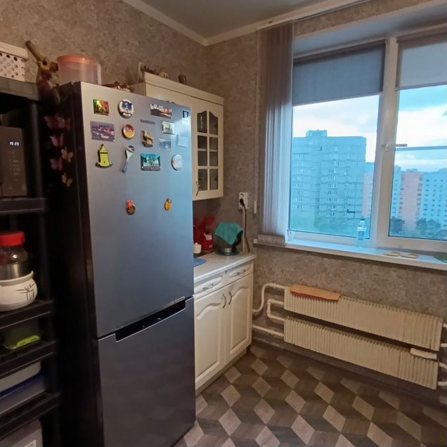 Доля: Комната 13,3 м² в 2-к., 11/12 эт.